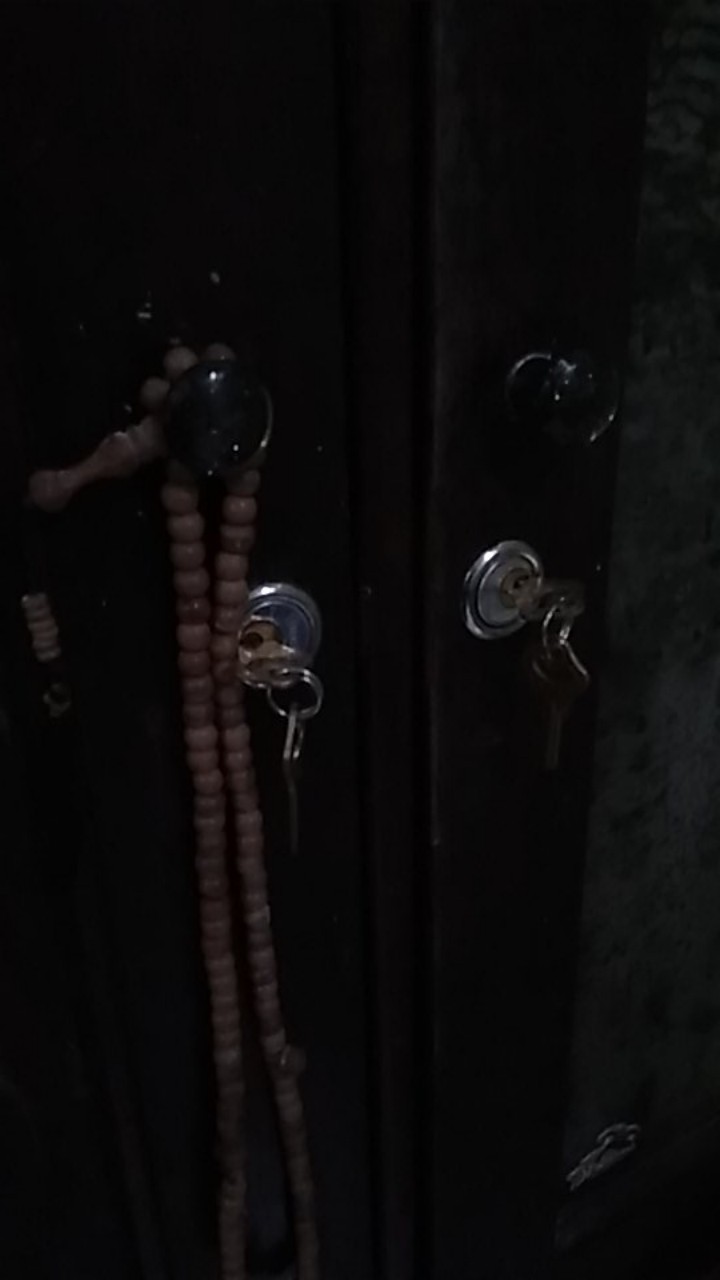 Kunci Laci Lemari 808