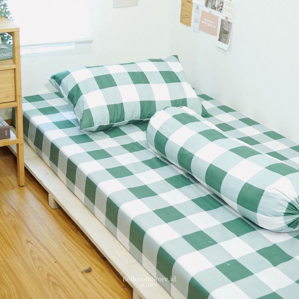 SPREI AESTHETIC MOTIF EMILLY GREEN KOTAK ALA KOREA SUDAH TERMASUK SARBAN SARGUL