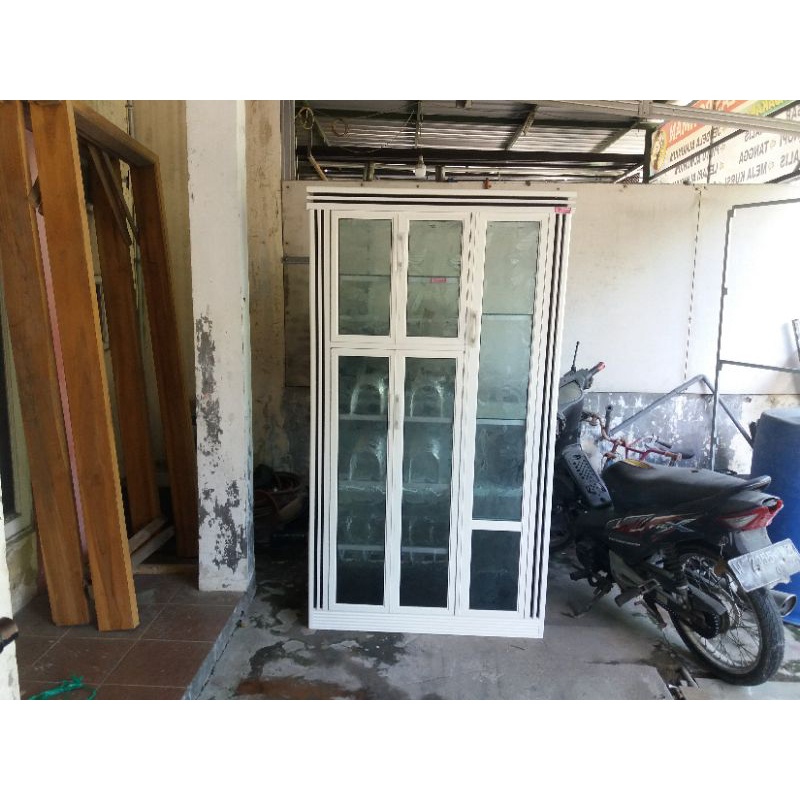 Lemari Rak Piring Minimalis Cantik Mewah Murah Berkualitas Istimewa By CV. RAJAKARYA 2