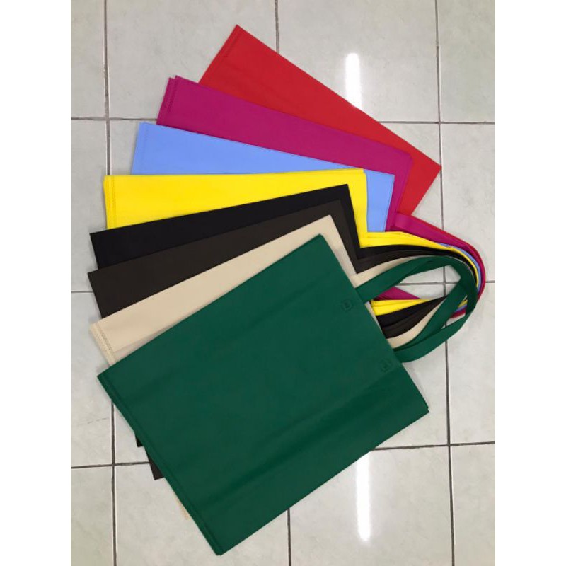 Grosiran termurah!!!  tas spondbond . 1 lsn 12 pcs