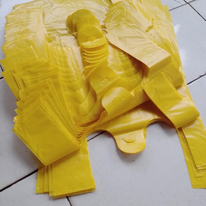 kantong kresek kuning uk. 35 per Bal 25 Kg