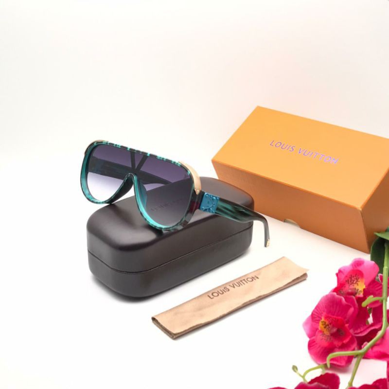 LV*8183 fashion cewe