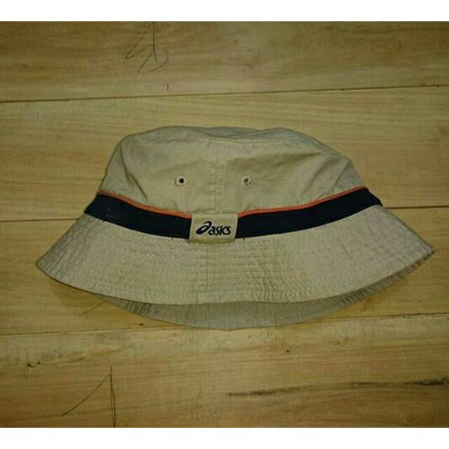 asics bucket hat