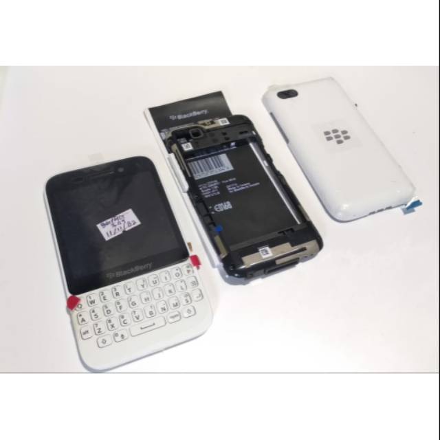 Casing Blackberry Q5