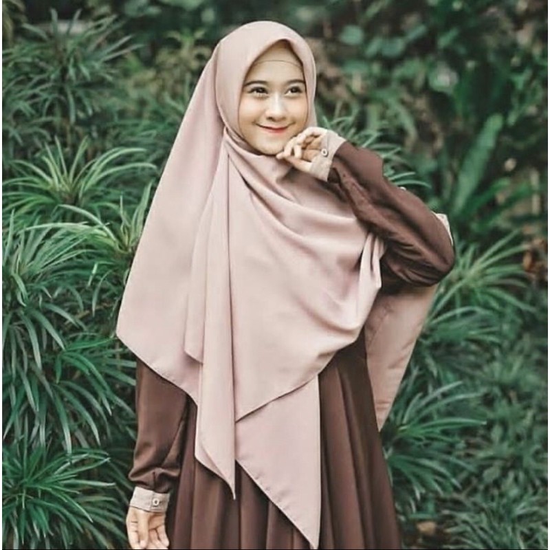 WOLFIS HIJAB SEGI EMPAT SYARI JUMBO 135 x 135