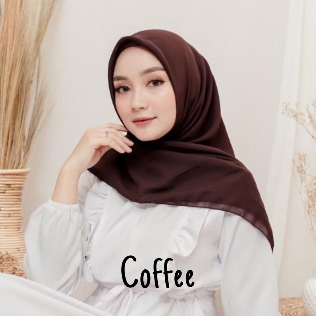 Hijab Segi Empat Bella Square Jilbab Maula Kerudung Bela Square Bahan Polycotton Premium Part 2-Bella Coffee