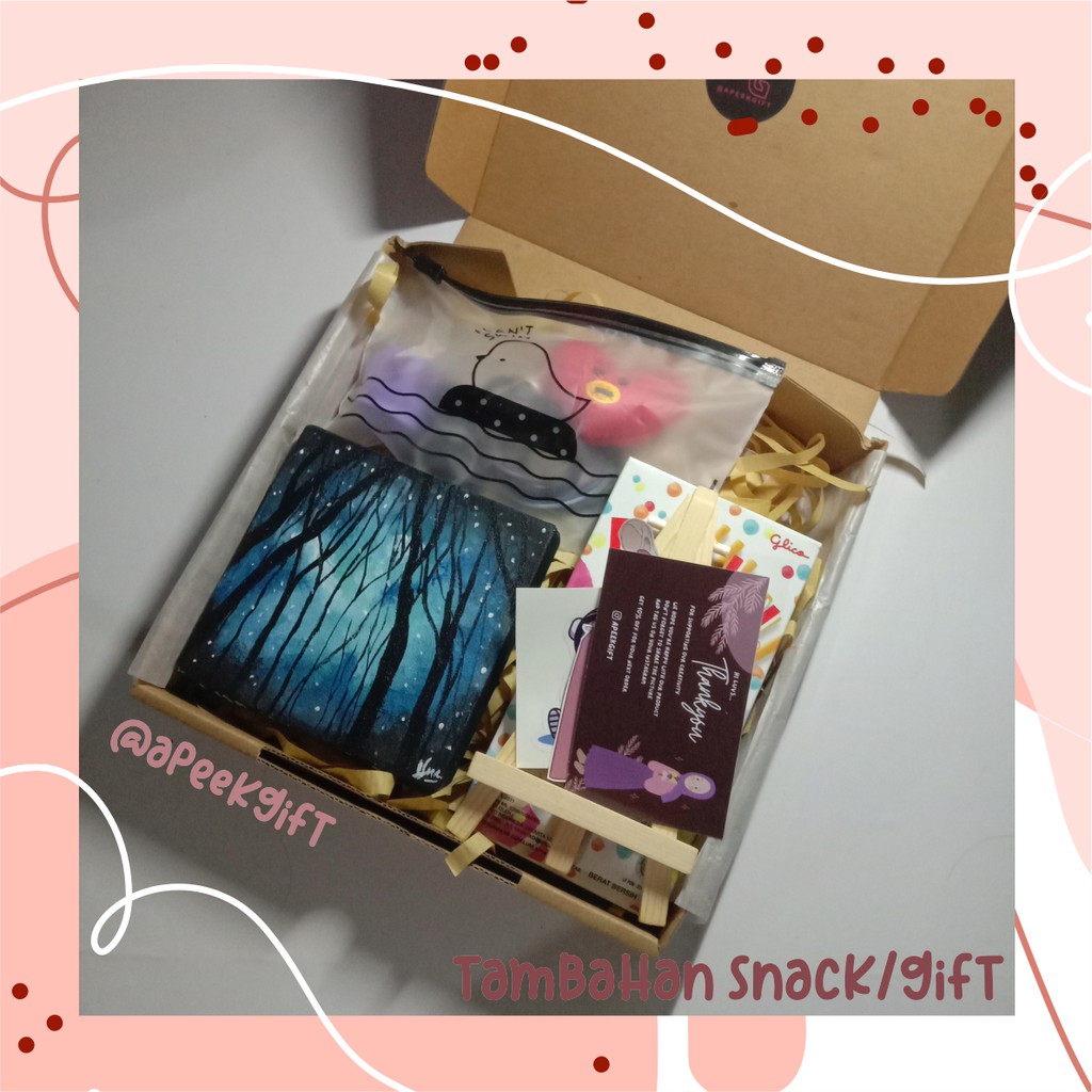 

Gift Box Snack/ Tambahan Snack dan gift (tidak termasuk lukisan)