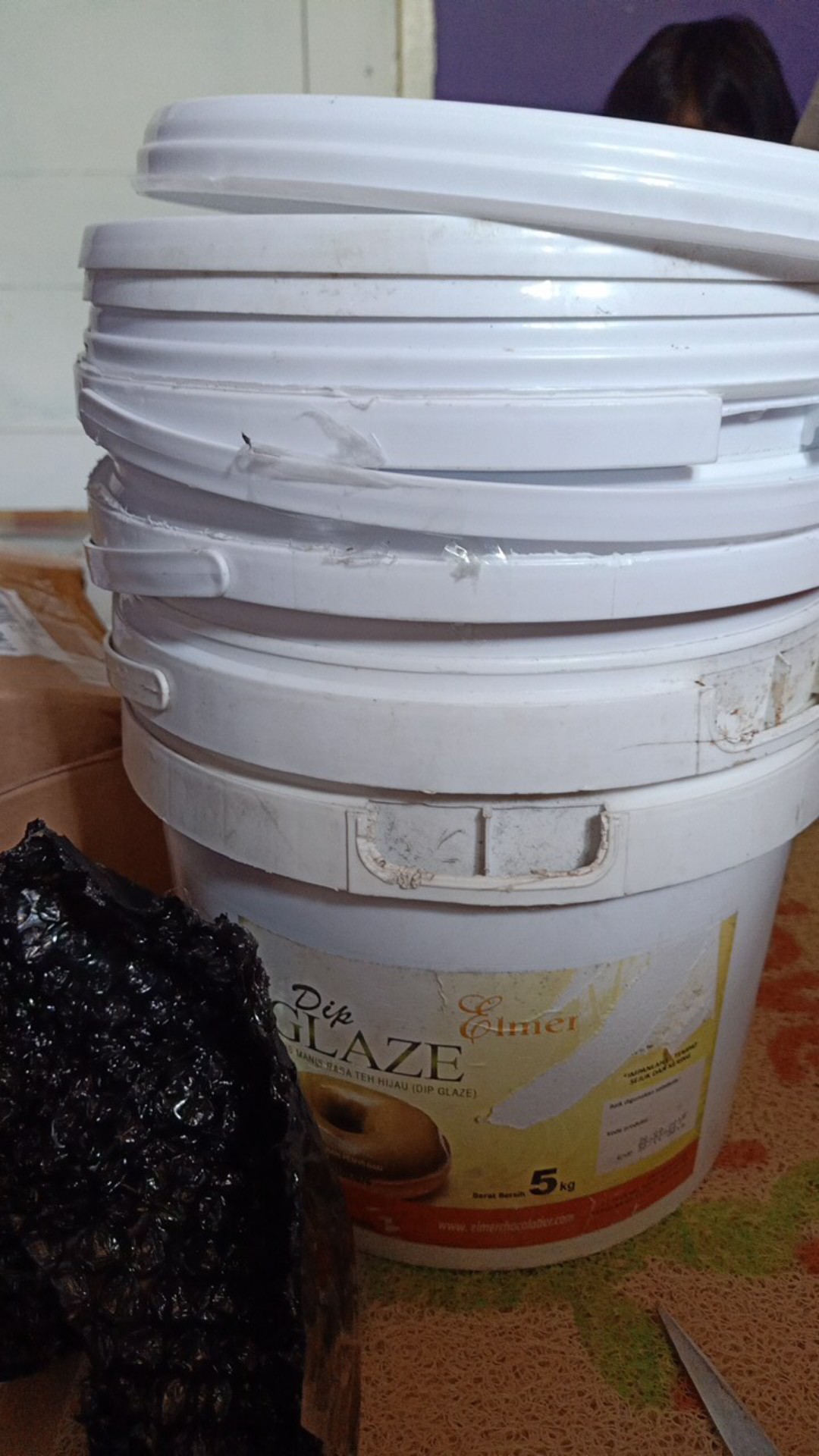 Ember Bekas / Ektra Packing