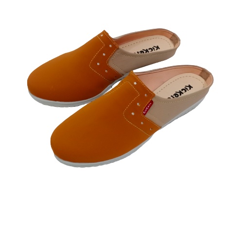 SEPATU WANITA KICKERS FLAT SHOES  MURAH HARGA GROSIR/SEPATU SELOP KICKERS