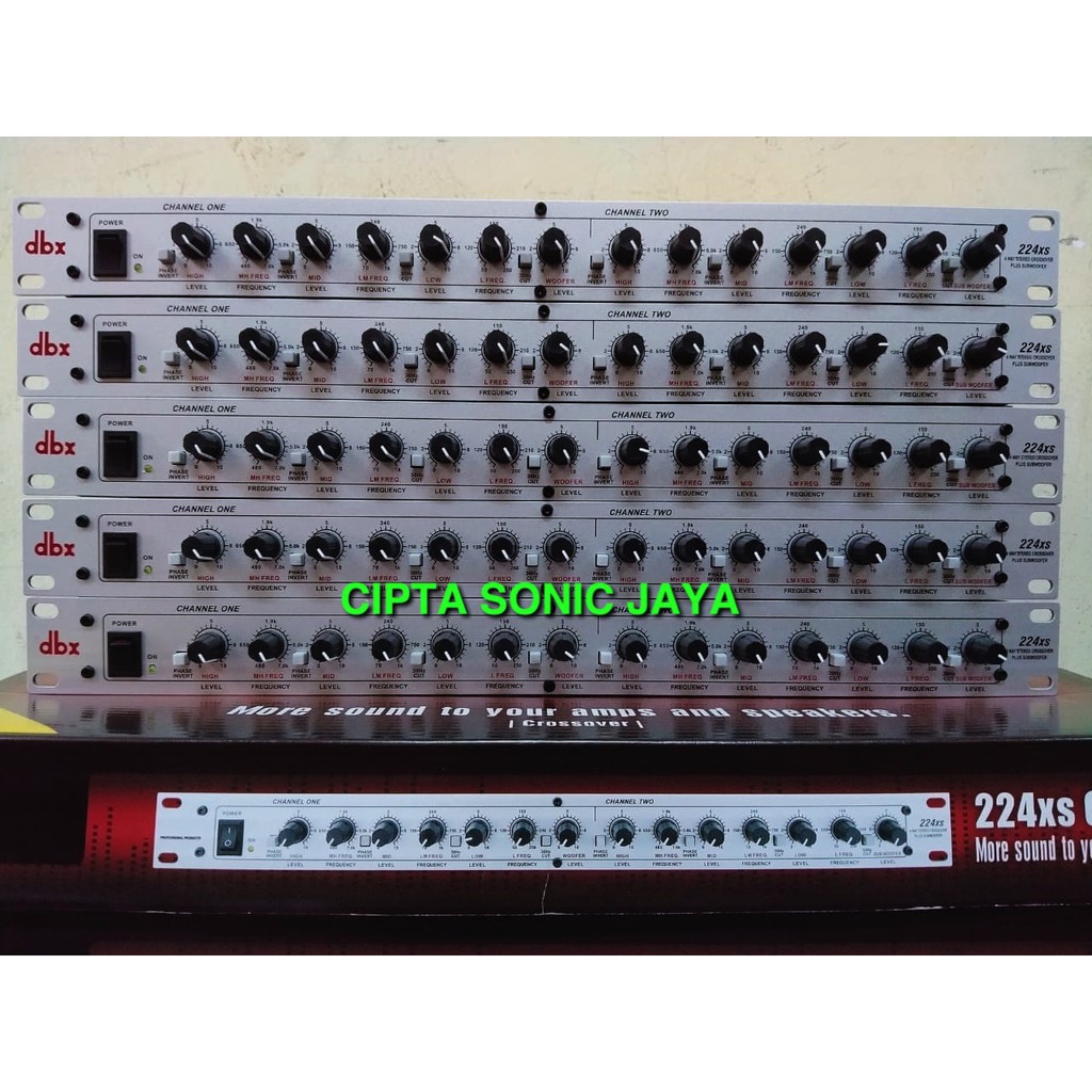 CROSSOVER DBX 224 XS 4 WAY STEREO OUTPUT SUB GRADE SUPER.  Warna putih