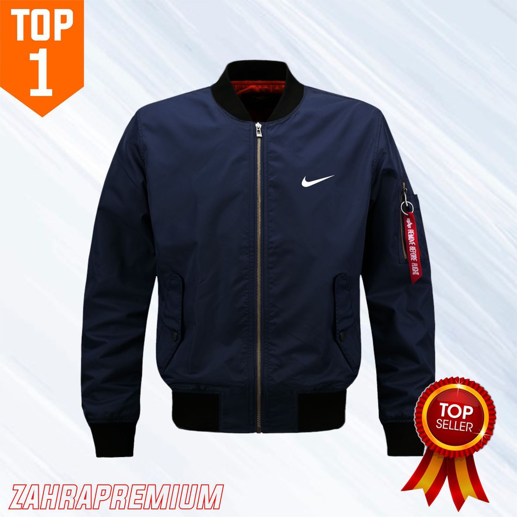 Nike Jaket Bomber Bolak-balik