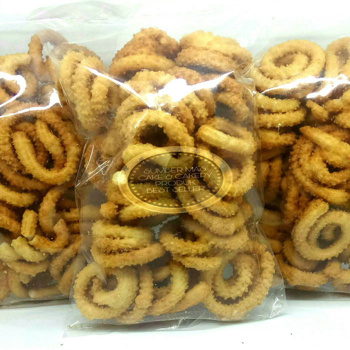 KUE / AKAR KELAPA / WIJEN / MANIS / CAMILAN KILOAN 500 GR