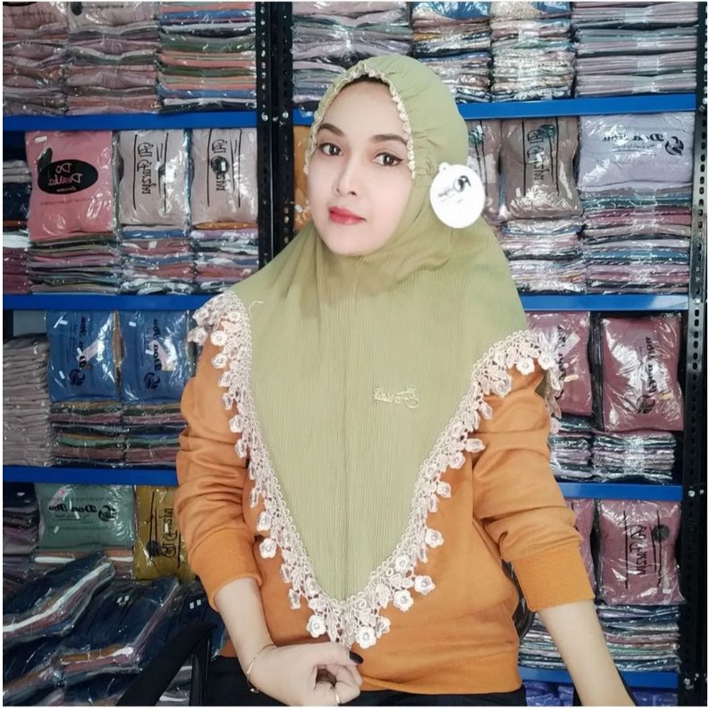 jilbab bergo tali kerut dahi renda prada by FO