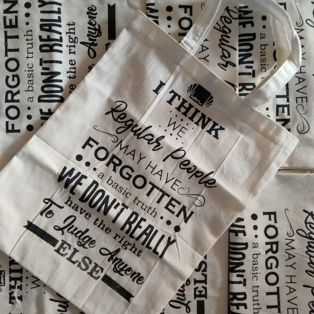

Souvenir Tas Blacu 30x40 Custom - Totebag Blacu Custom - Murah Desain Sendiri