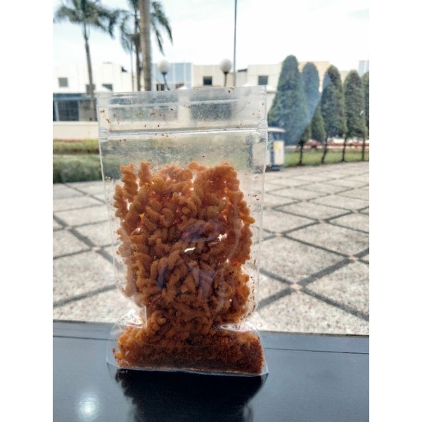 

makroni spiral 70 gr #makroni spiral#cemilan#kriuk#makroni spiral mini pedas#makroni spiral bon cabe