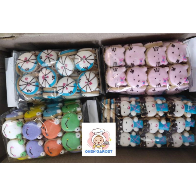 

kue karakter kartun 500gr/kue cookies cartoon/kue motif lucu/kue kering anak