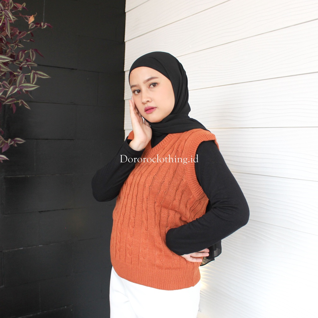 Rompi Rajut Motif Cable / Vest Rompi Rajut Wanita Motif