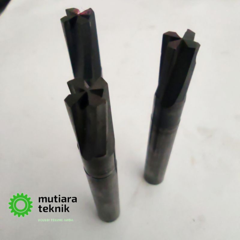 Mata Bor Reamer 7.6mm As 8mm 4 Flute Reamer Carbide 7.6 mm 4F