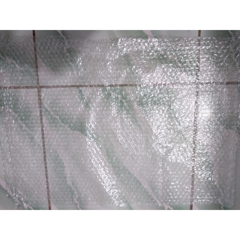 

BUBBLE WRAP UKURAN 50X40CM PER LEMBAR