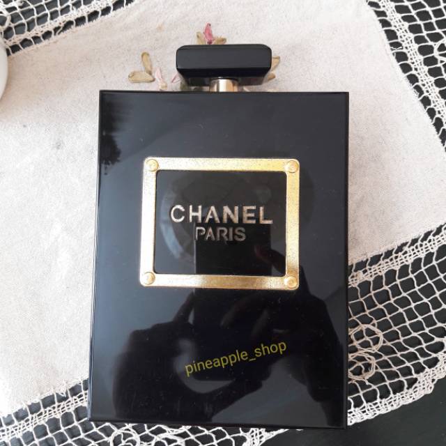 Clutch mini bag bentuk botol parfum chanel (preloved)
