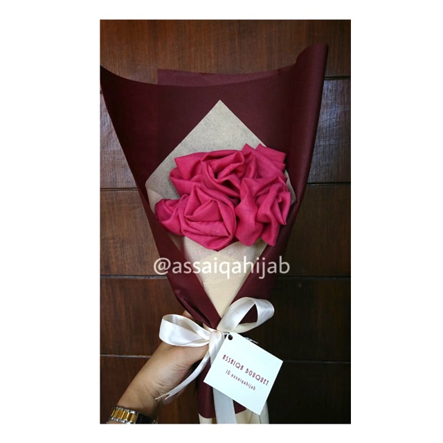 Bouquet Hijab