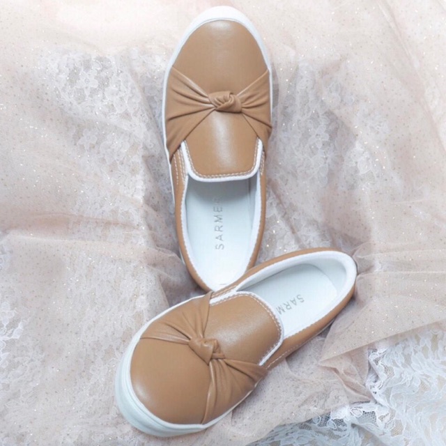 Sneaker slip on, sneakers tanpa tali, sneakers, sneaker slip on, sepatu sneaker, sepatu tanpa tali