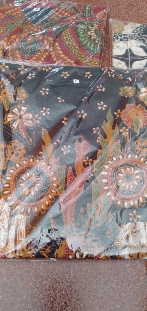 Radhit Kemeja Batik Pria Lengan Pendek Full Furing Bahan Katun Sragenan By Kanaya