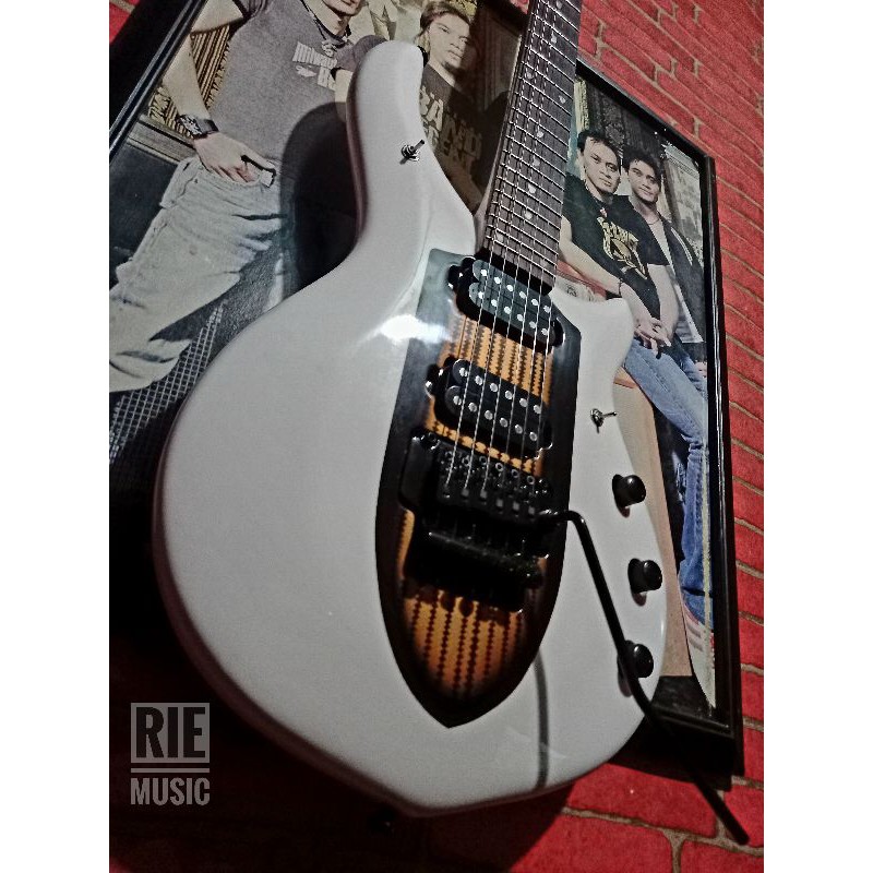 Gitar Listrik Musicman Majesty Custom Termurah-4