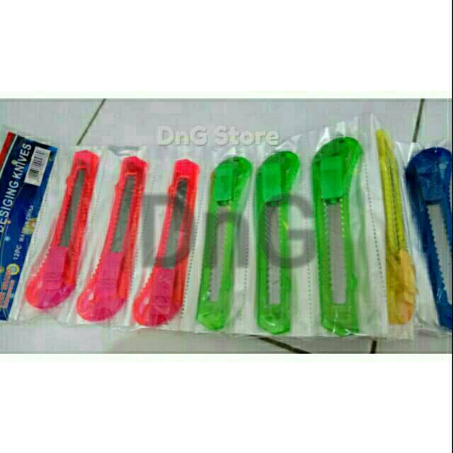 

Harga per lusin Cutter , Pisau Murah Warna