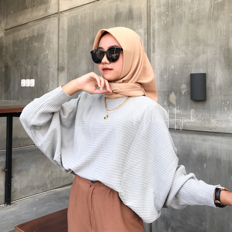 Kalila Batwing Sweater Rajut Premium-2