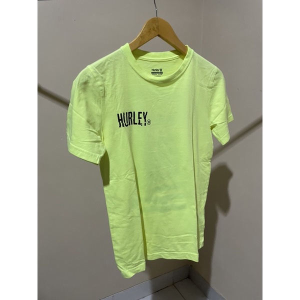 Preloved kaos sport HURLEY