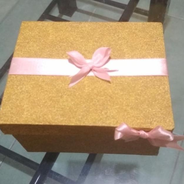 

Premium Product!!! Kotak Kado 15X13X7 - Paling Dicari