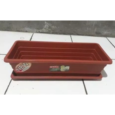 Pot bunga panjang lion star TRIVETTO+tray(S) - Hijau Tua