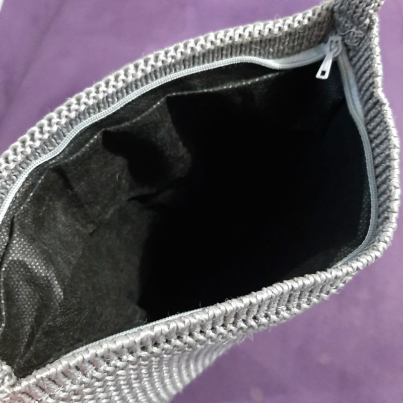 SIMPLE SLINGBAG KNITTEWEAR