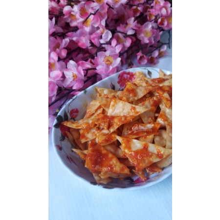 

Keripik Pedas Manis / Makanan Pedas Manis / Camilan Pedas Manis, kemasan pouch 100g