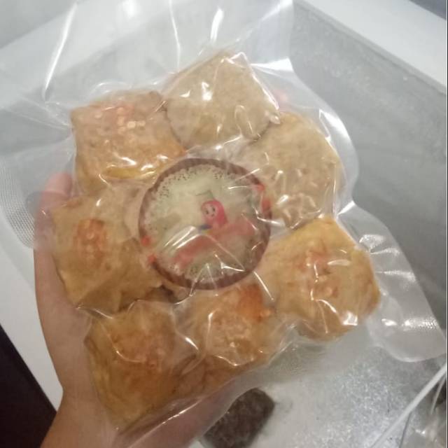 

Tahu baxo hot