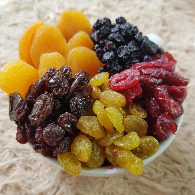 

Diskon Mixed Dried Fruit 500 gr ( Cranberry , Blueberry , apricot , Raisin ) Diskon