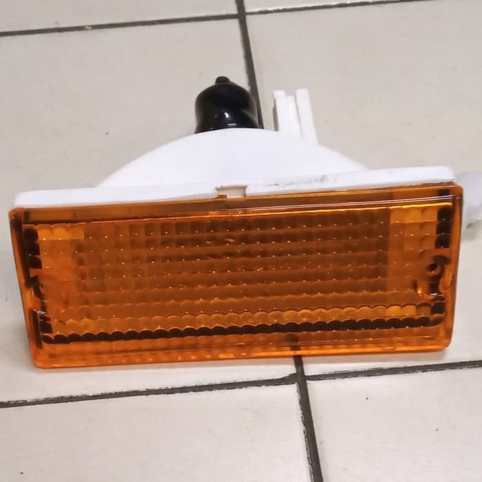 lampu sein sen bemper lancer sl 1980-1984