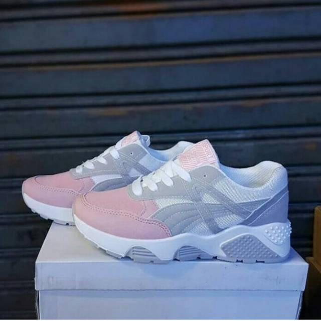 ASICS FASHION FOR WOMAN