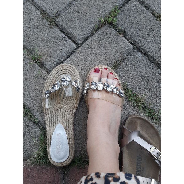 preloved sendal skema