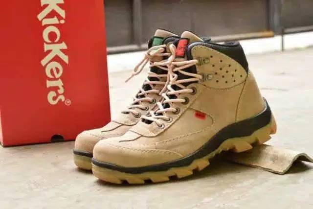 Top Seller☆ Sepatu boots pria work &amp; safety kulit suede mercy touring outdoor