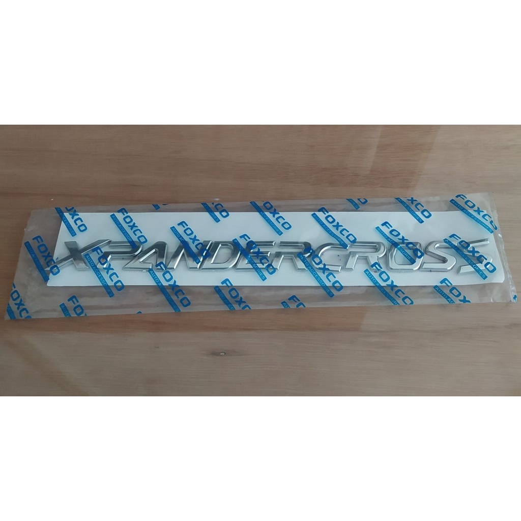 Emblem Xpander / Xpander Cross