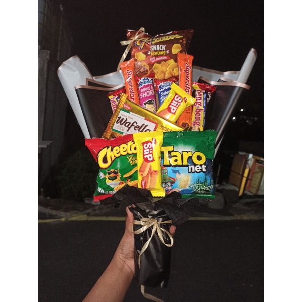 

bucketsnack/hampers/hadiah/ultah/wisuda