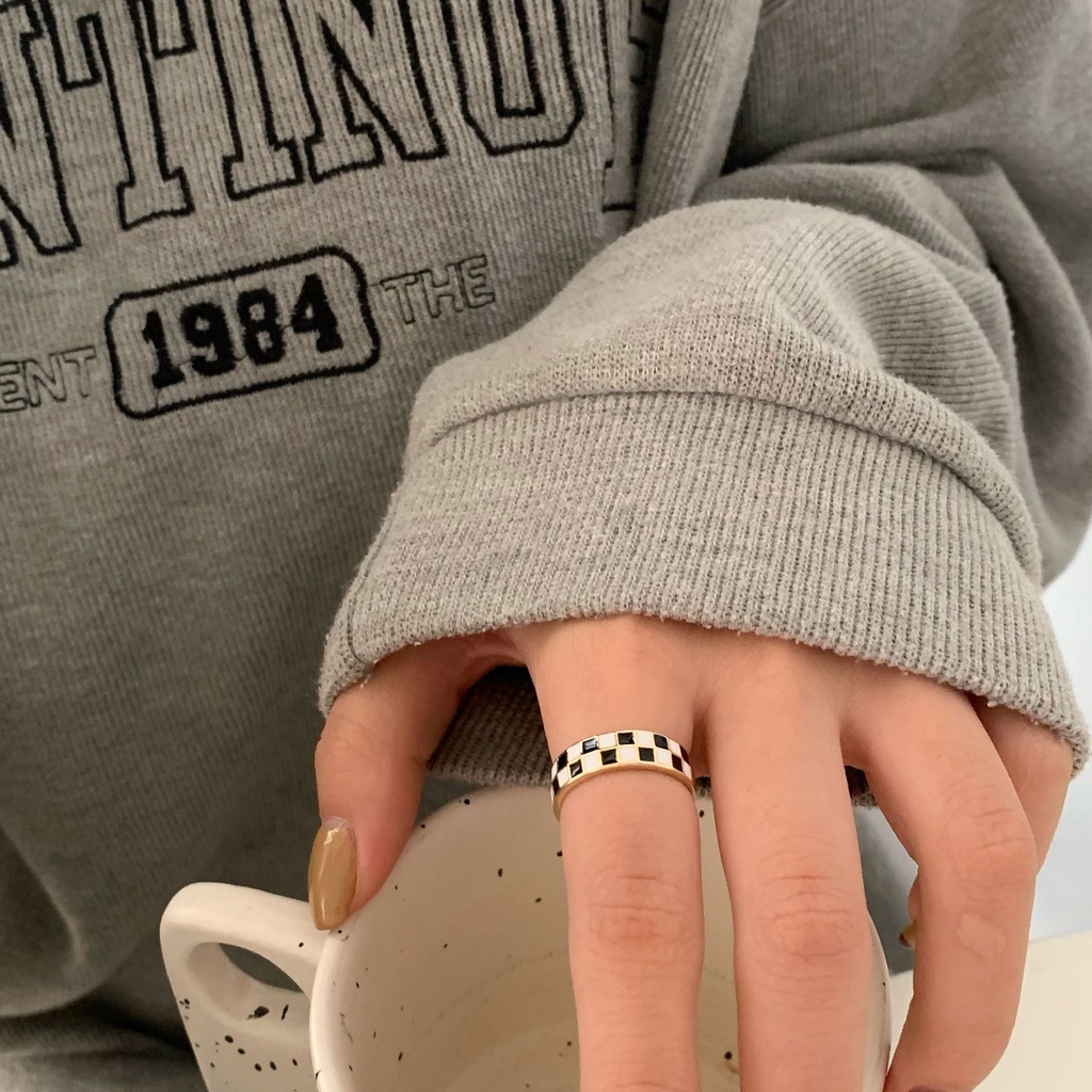 Cincin Papan Catur Bahan Alloy Untuk Wanita