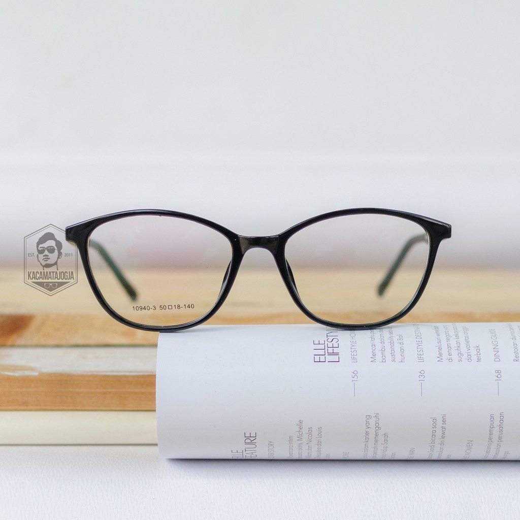 KacamataJogja - Frame Semi Cat Eye Tangkai Pegas - LOKAWATI 04