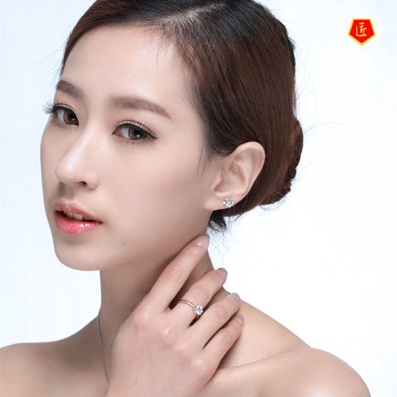 [Ready Stock]Silver Classic Snowflake Stud Earrings