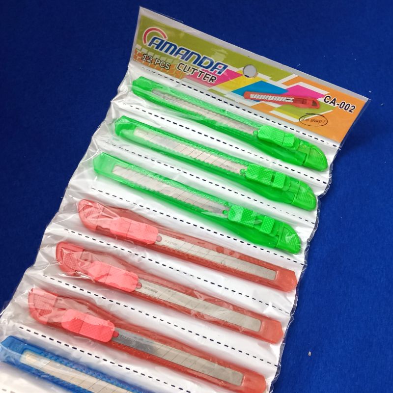 

Cutter Kecil Amanda CA-002 (Isi 12 pcs)