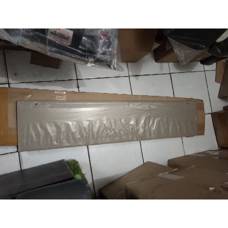 tutup jok belakang/bagasi Suzuki Ertiga 2012-2015
