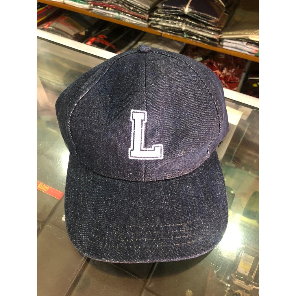 TOPI LOIS_02