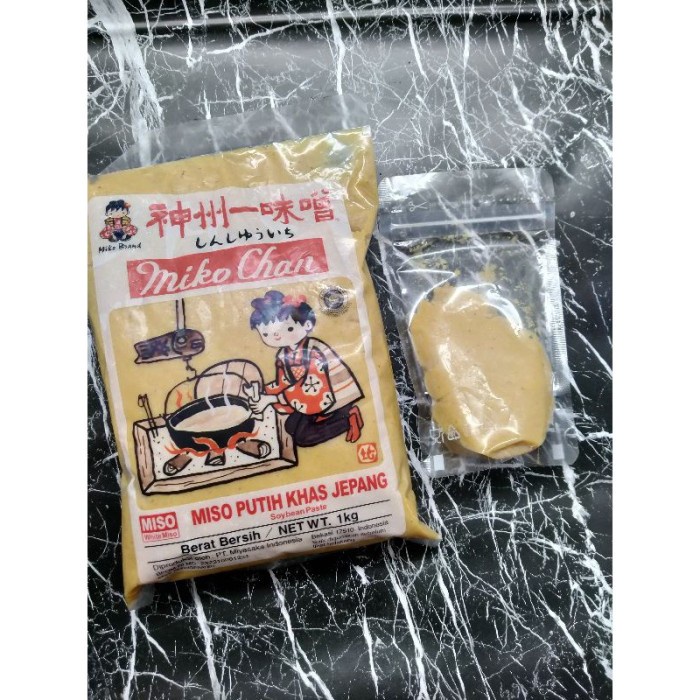 

NEW Japanese Miso Paste / Kaldu / Pasta Sup Miso Jepang Halal 100gr - Mikochan